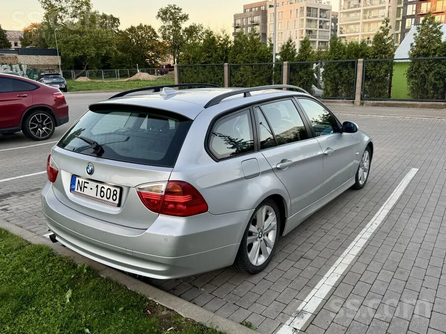 BMW 320 2006 photo 3