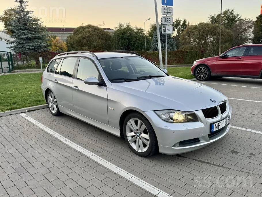 BMW 320