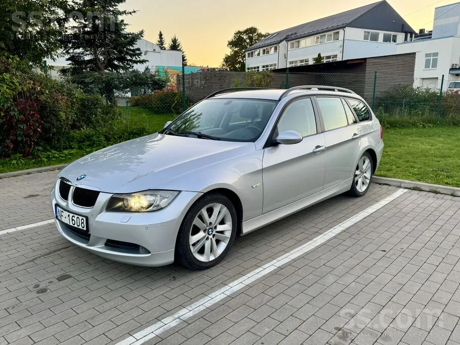 BMW 320 2006 photo 2