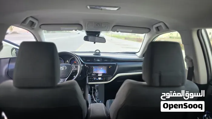 Toyota Corolla 2017 photo 2