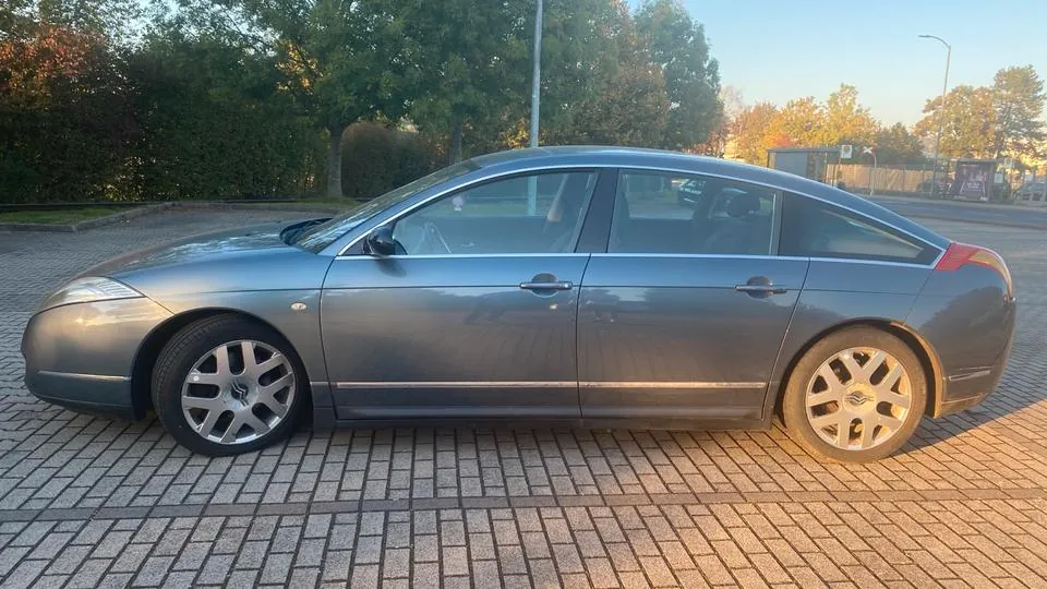 Citroen C6