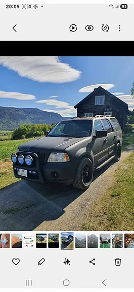 Lincoln Navigator 2002 photo 3