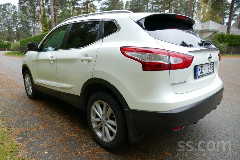 Nissan Qashqai 2015 photo 4