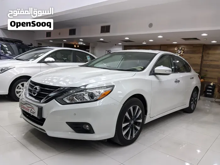 Nissan Altima 2018 photo 2