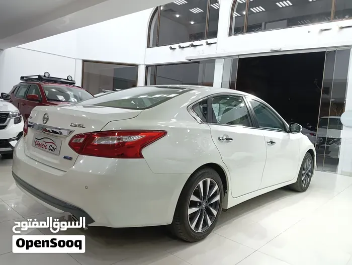 Nissan Altima 2018 photo 4