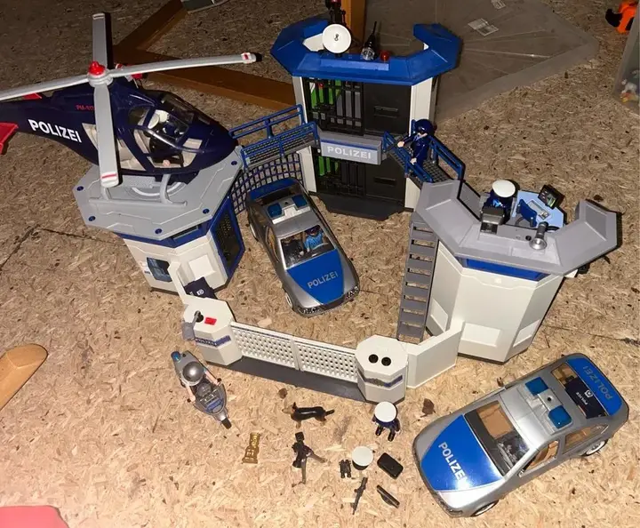 Playmobil Police Station