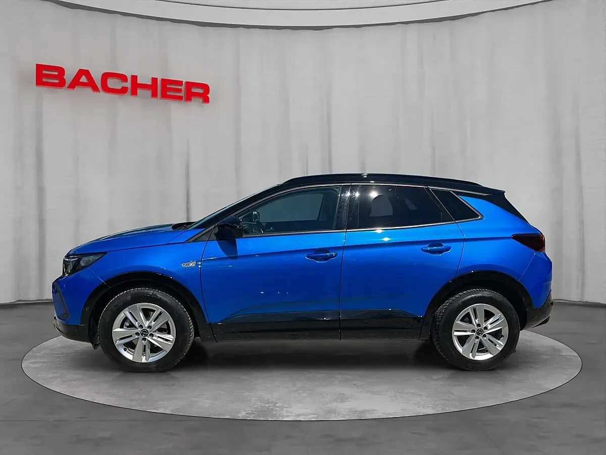 Opel Grandland X 2022 photo 2