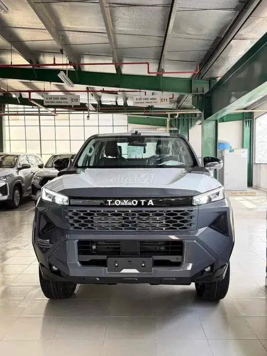Toyota Hilux 2026 photo 4