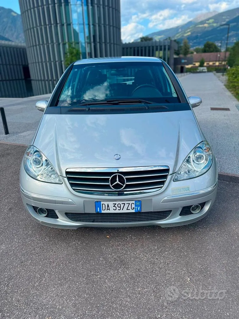 Mercedes-Benz A 200