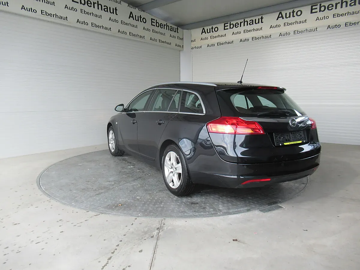 Opel Insignia 2012 photo 3