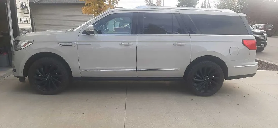 Lincoln Navigator 2020 photo 2