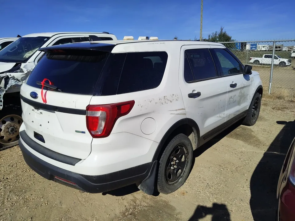 Ford Explorer 2018 photo 4