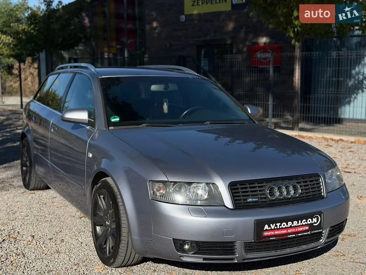 Audi A4 2004 photo 3