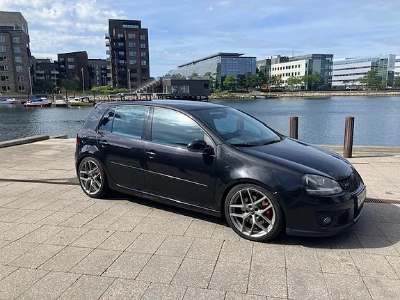 Volkswagen Golf V