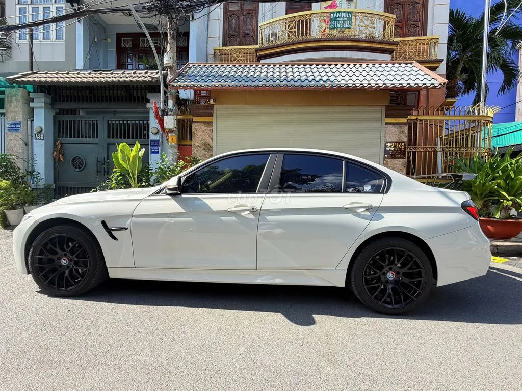 BMW M3 2014 photo 2