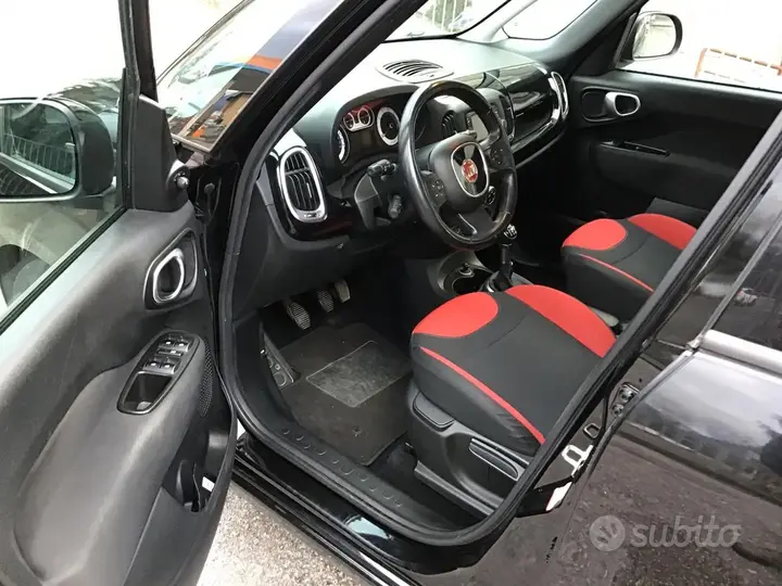 Fiat 500L 2015 photo 2