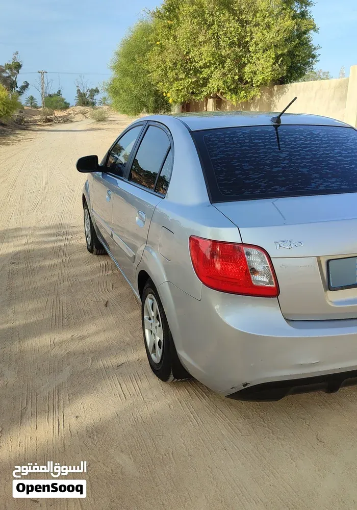Kia Rio 2009 photo 3