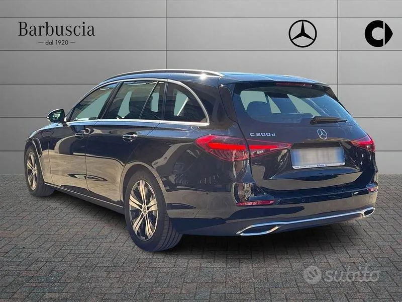 Mercedes-Benz C-Class 2026 photo 4
