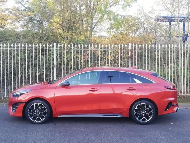 Kia Proceed 2023 photo 4