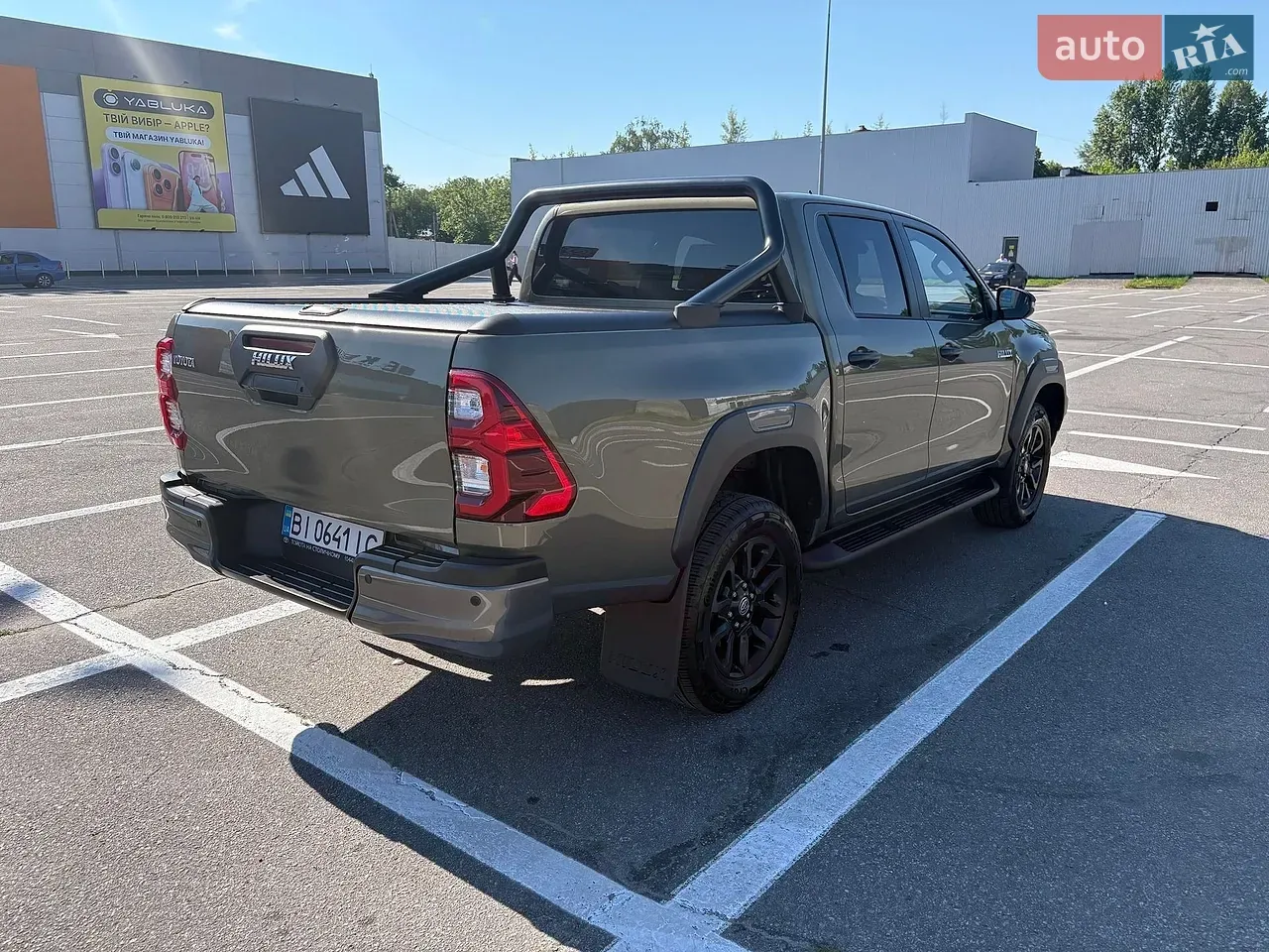 Toyota Hilux 2023 photo 4