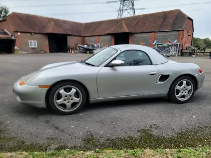 Porsche Boxster 2002 photo 2