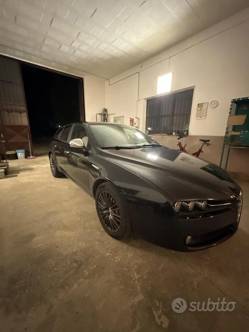 Alfa Romeo 159