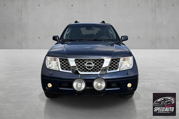 Nissan Pathfinder 2006 photo 2