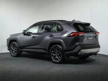 Toyota Rav4 2024 photo 3
