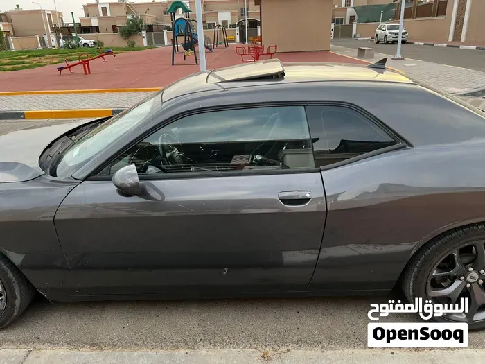 Dodge Challenger