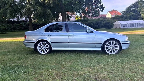 BMW 523I 1999 photo 2
