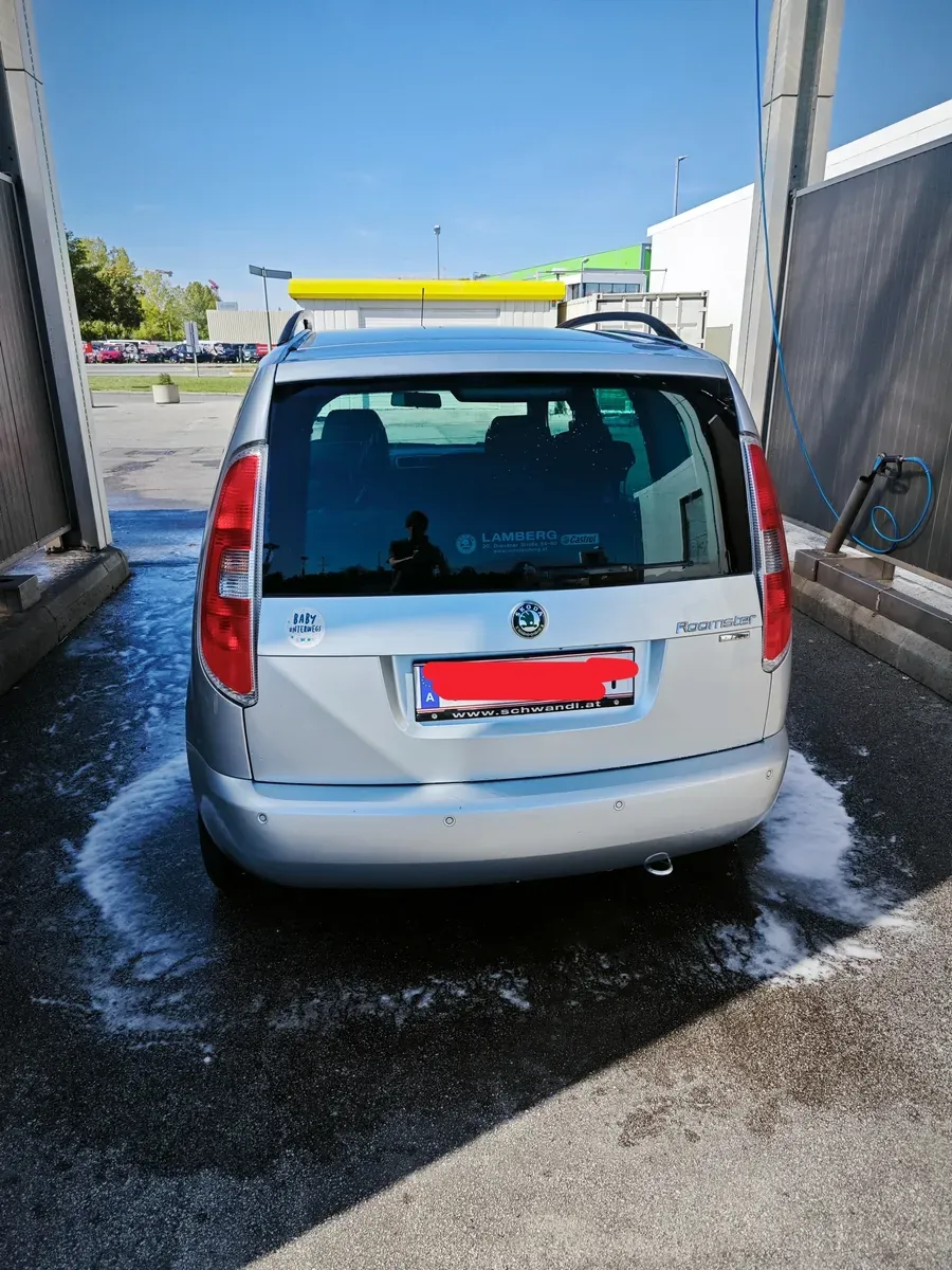 Skoda Roomster 2009 photo 3