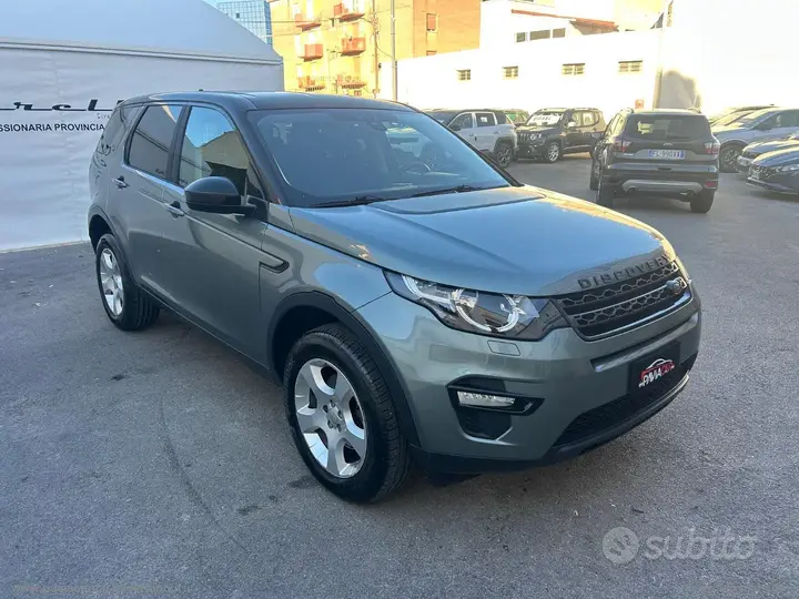 Land Rover Discovery Sport 2016 photo 4