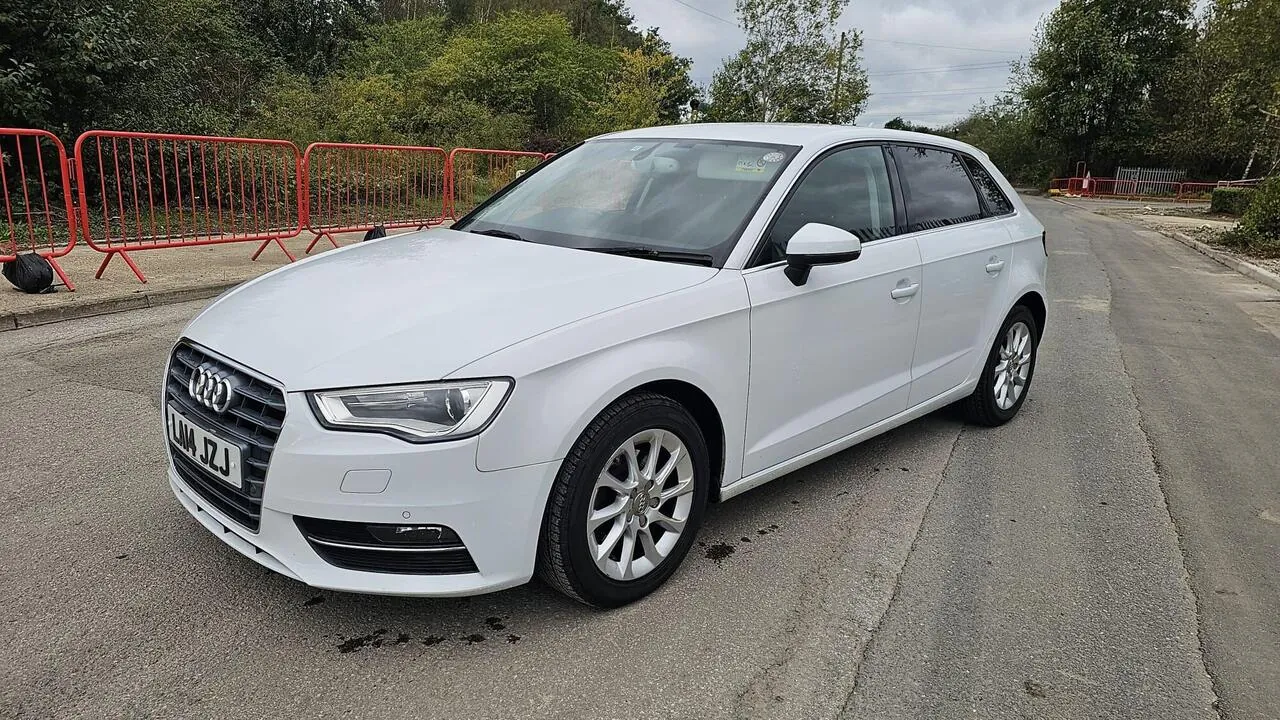 Audi A3 2014 photo 3