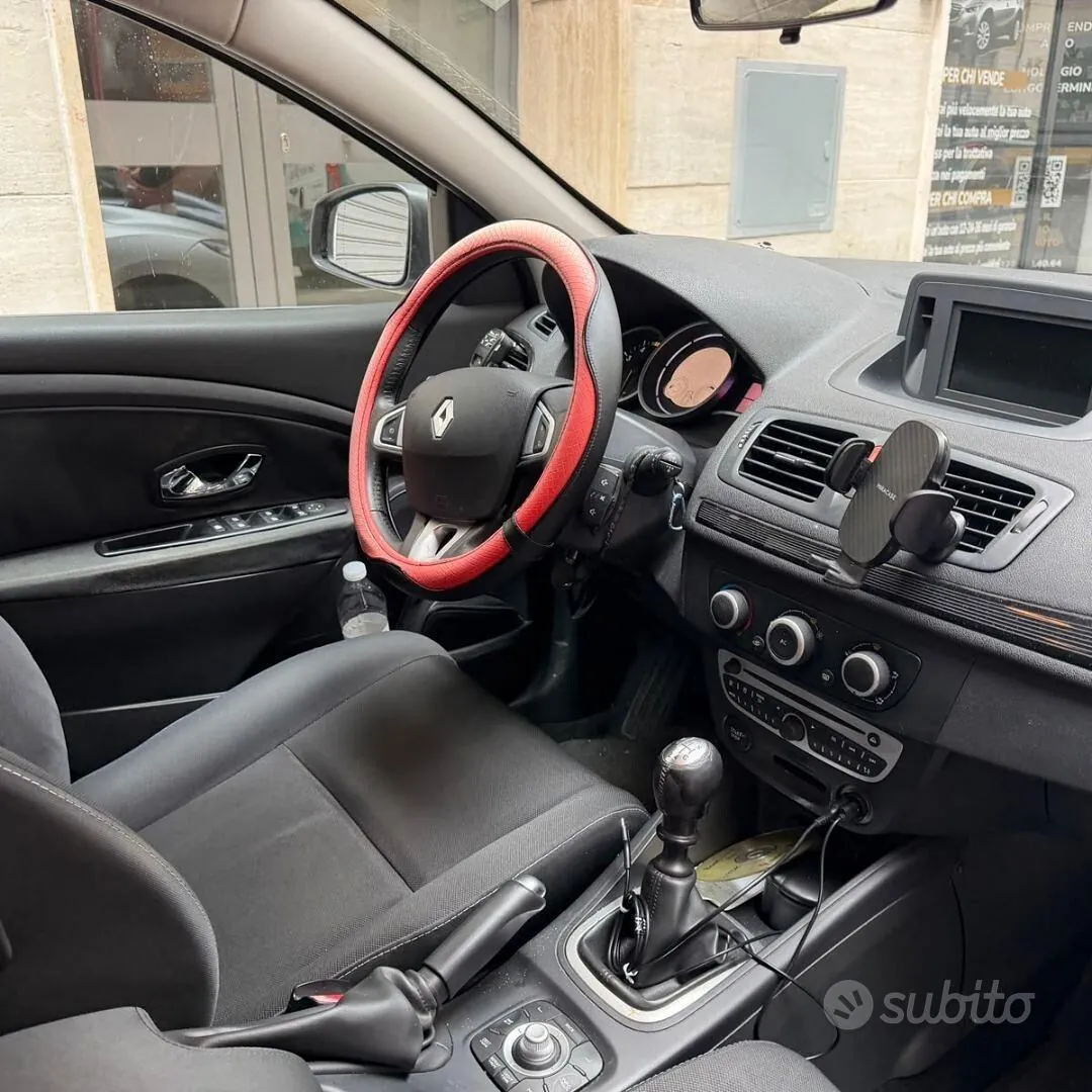 Renault Megane 2012 photo 5