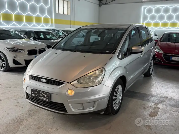 Ford S-Max