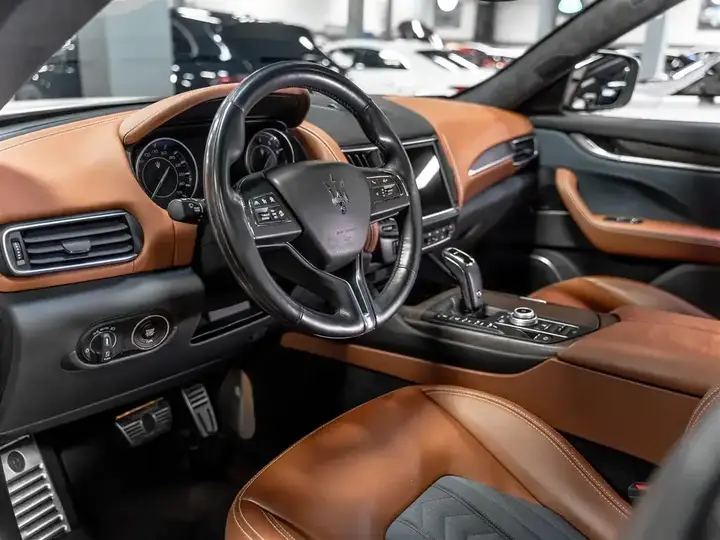 Maserati Levante 2021 photo 5