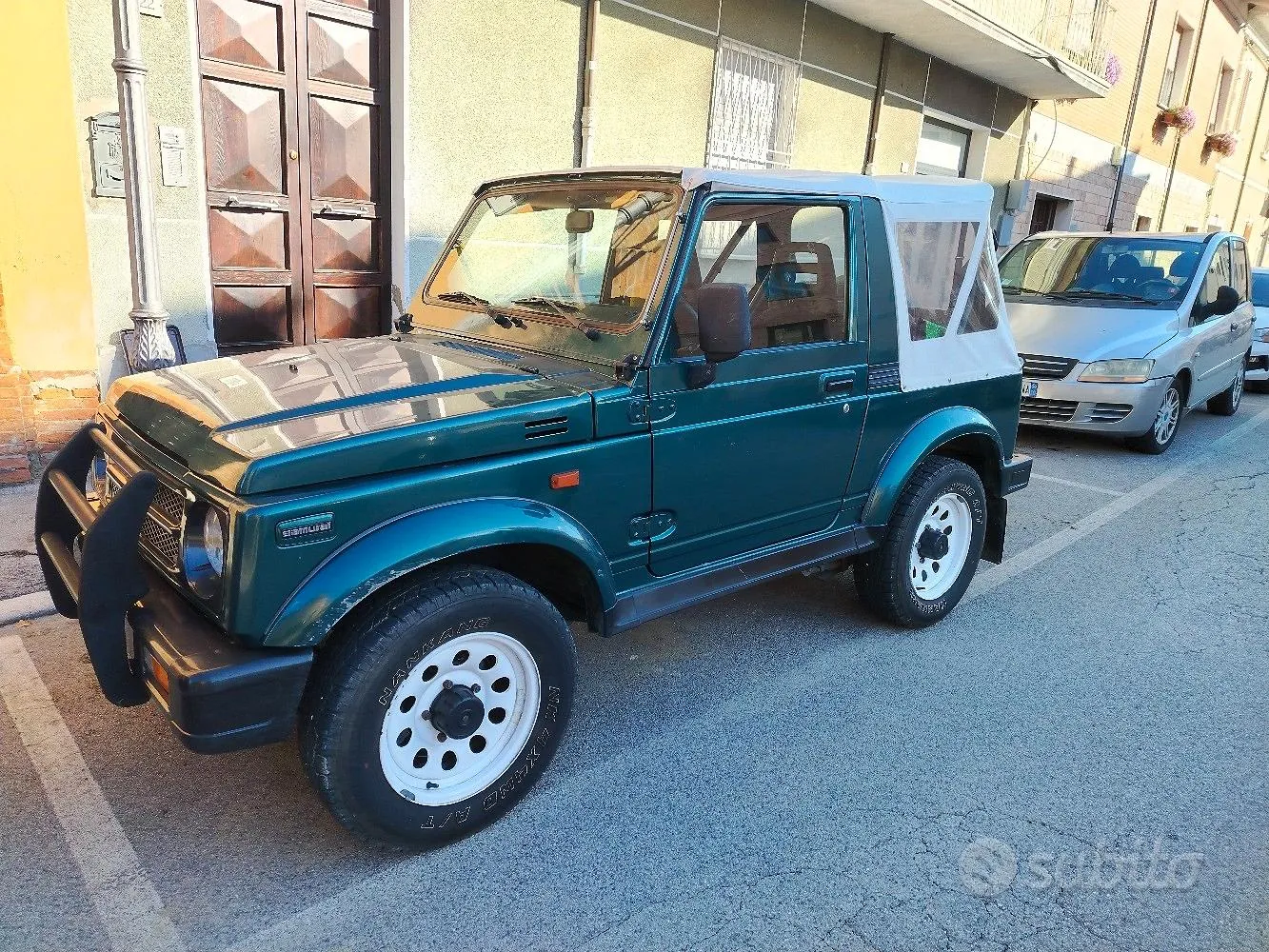Suzuki Samurai