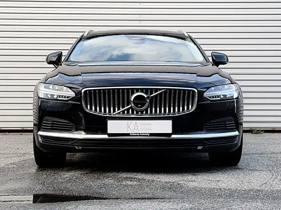 Volvo V90 2022 photo 3