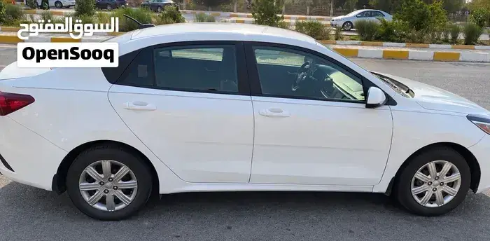 Kia Rio 2023 photo 3