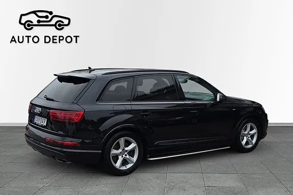 Audi Q7 2016 photo 5