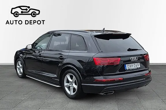 Audi Q7 2016 photo 4