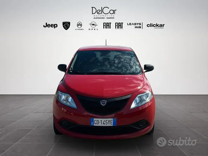 Lancia Ypsilon