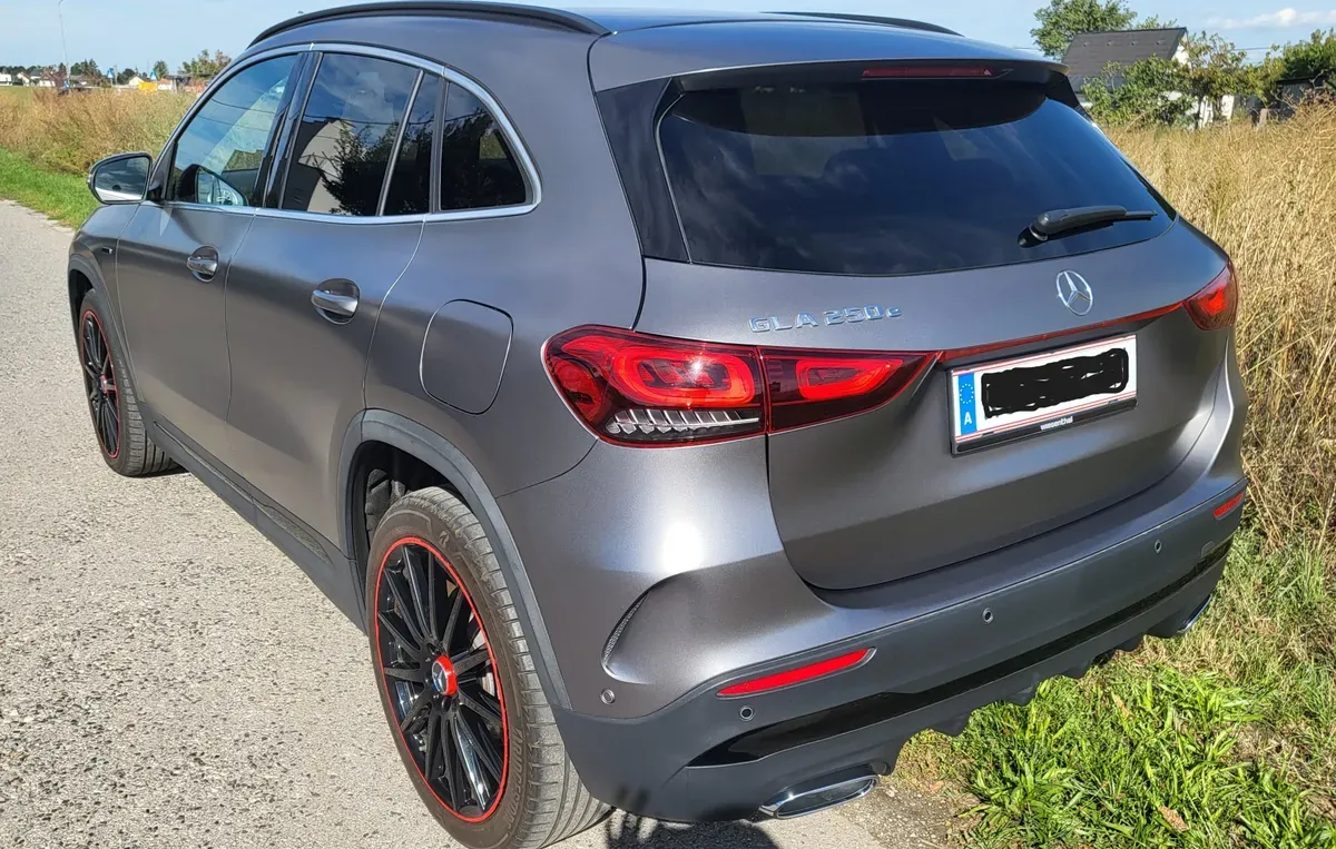 Mercedes-Benz Gla Class 2021 photo 2