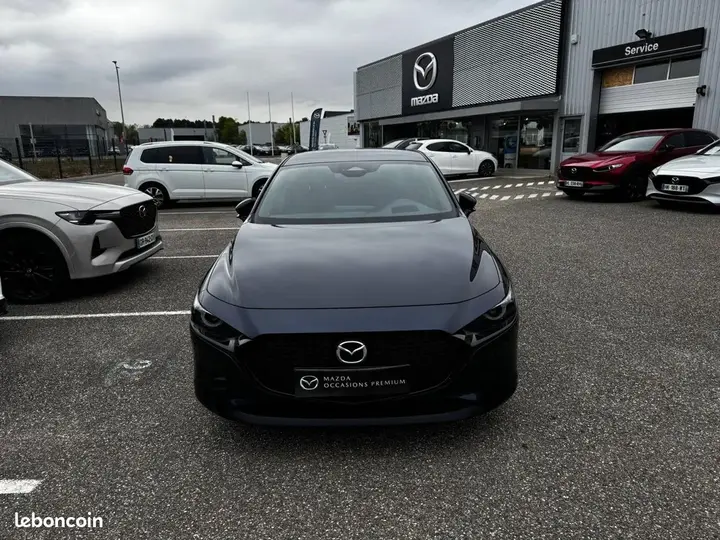 Mazda 3 2025 photo 2