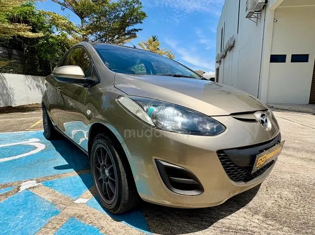 Mazda 2