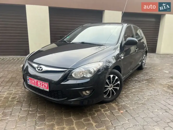 Hyundai I30 2010 photo 3