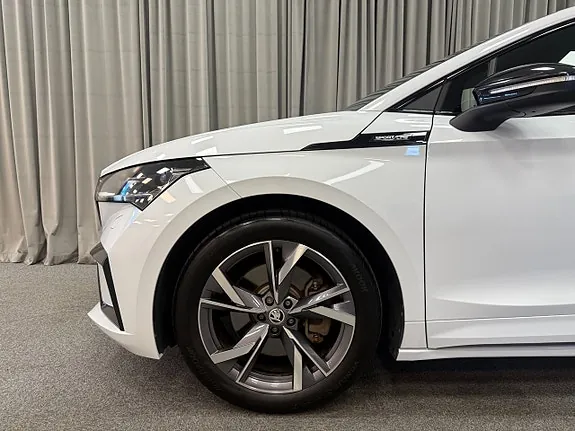 Skoda Enyaq 2023 photo 4