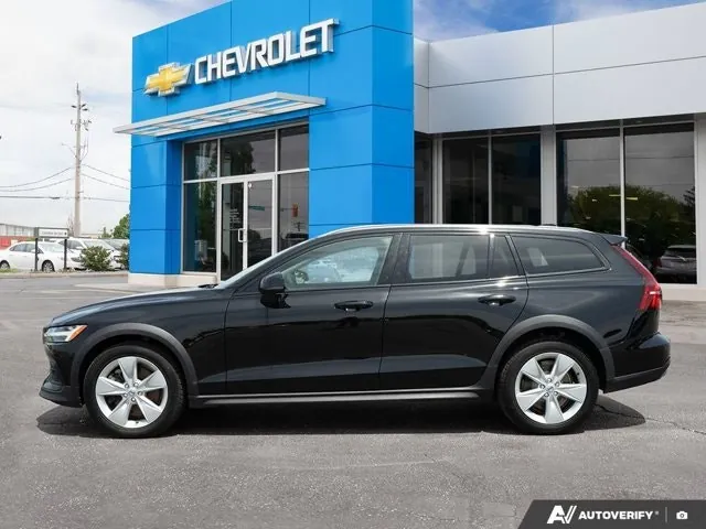 Volvo V60 2025 photo 3