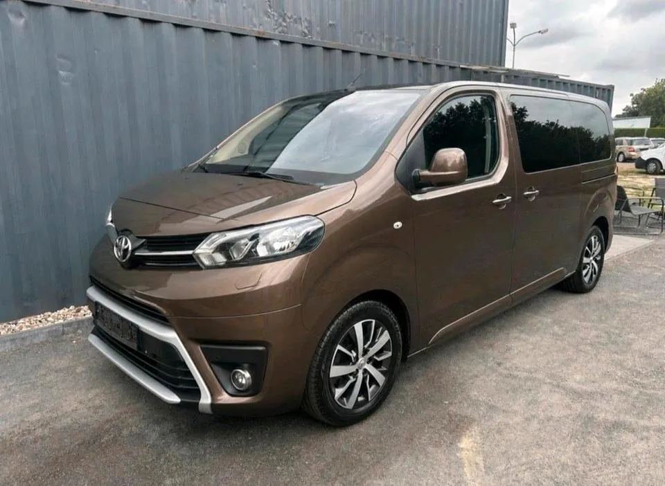 Toyota Proace Verso