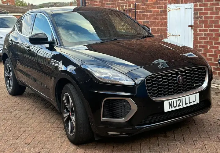 Jaguar E-Pace 2021 photo 2